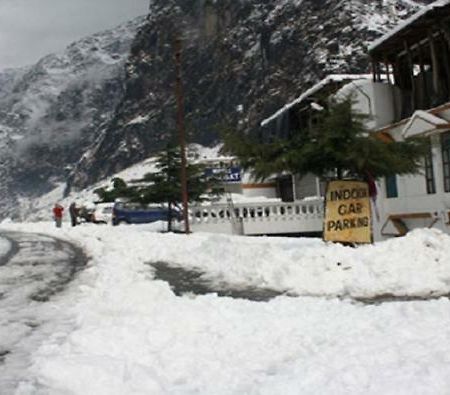 Hotel Bhagat Chamoli Exterior photo